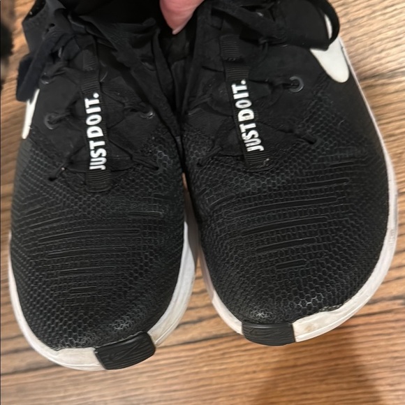 Women's  Black Nike Sneakers - Picture 2 of 6